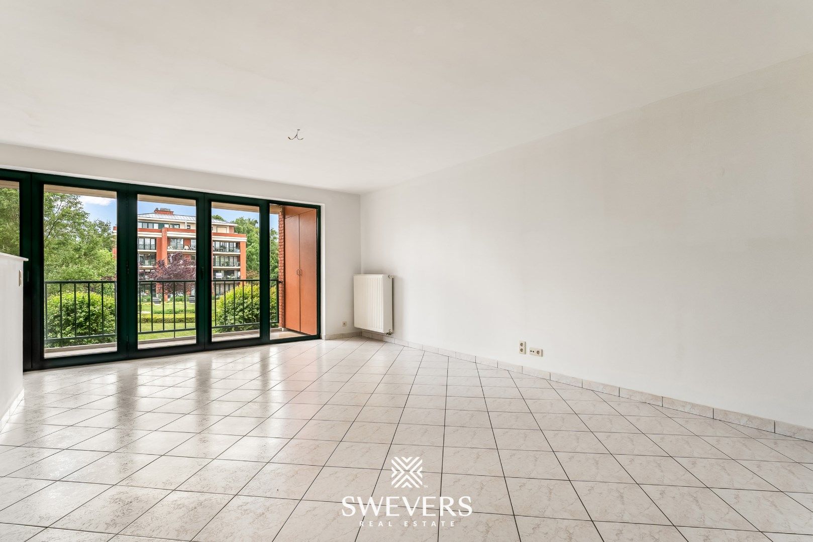 Licht appartement met ruim terras en groen uitzicht in Hasselt centrum foto 5