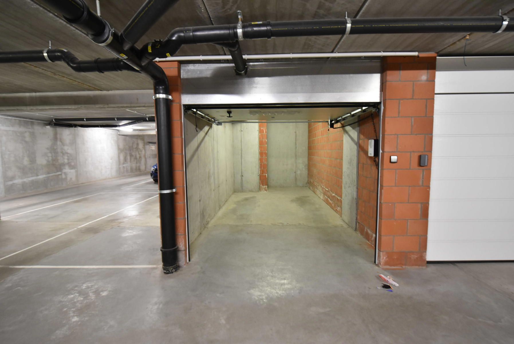 Garage te huur foto 2