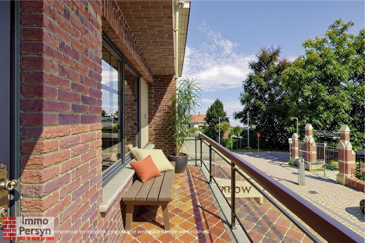 Zeer ruime, op te frissen woning - Geen renovatieplicht foto 11