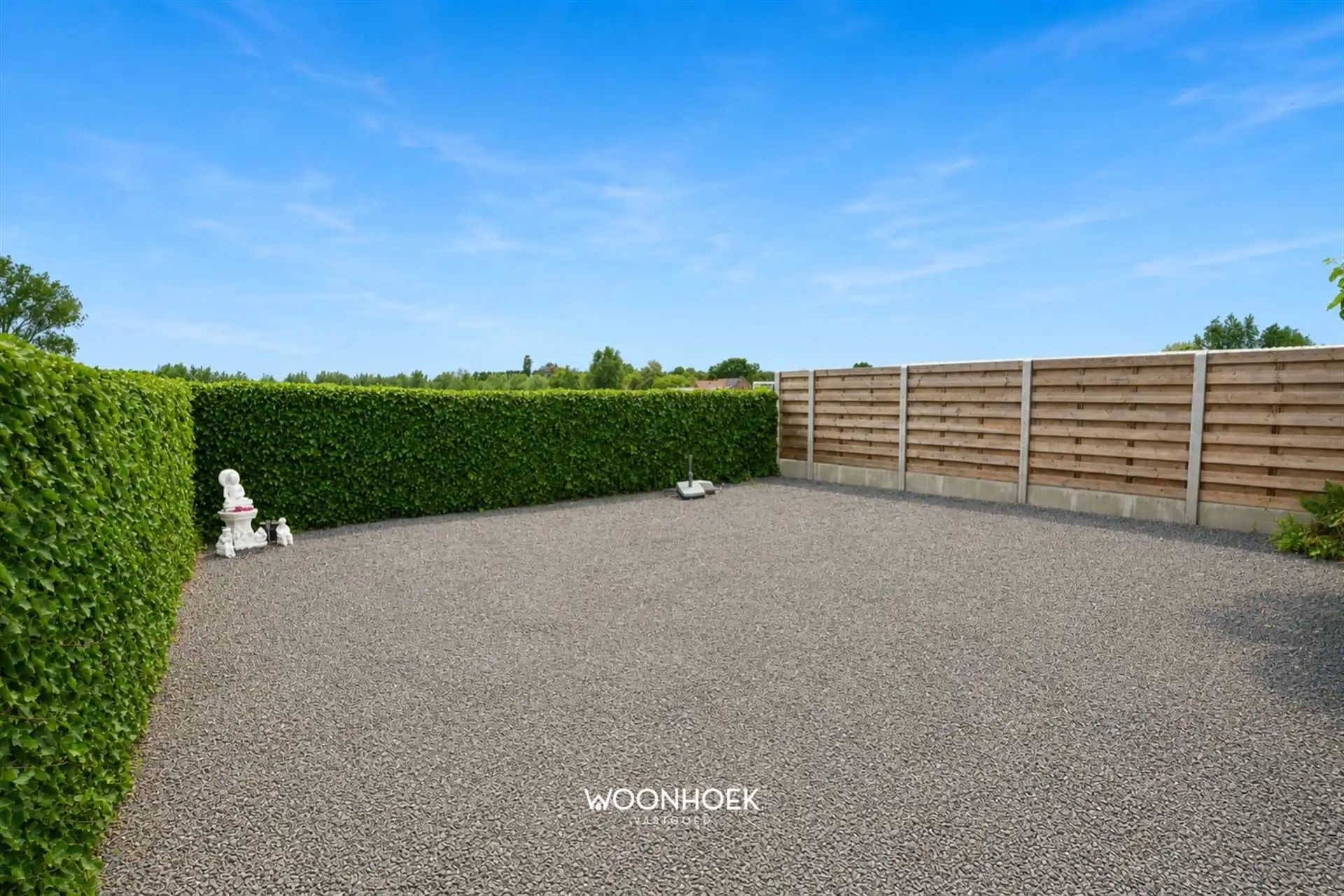 Ruime 3-slpk HOB met garage, veranda en zicht op de velden foto 17