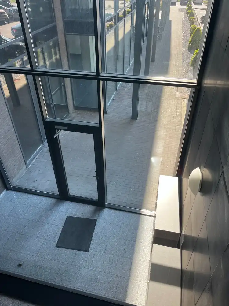 652m² kantoren foto 27