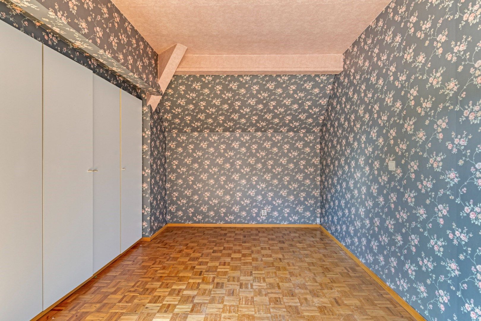 Ruime gezinswoning met 5 slaapkamers, praktijkruimte en dubbele garage in Kessel-Lo – EPC 337 kWh/m² – bewoonbare oppervlakte ca. 301 m² foto 32