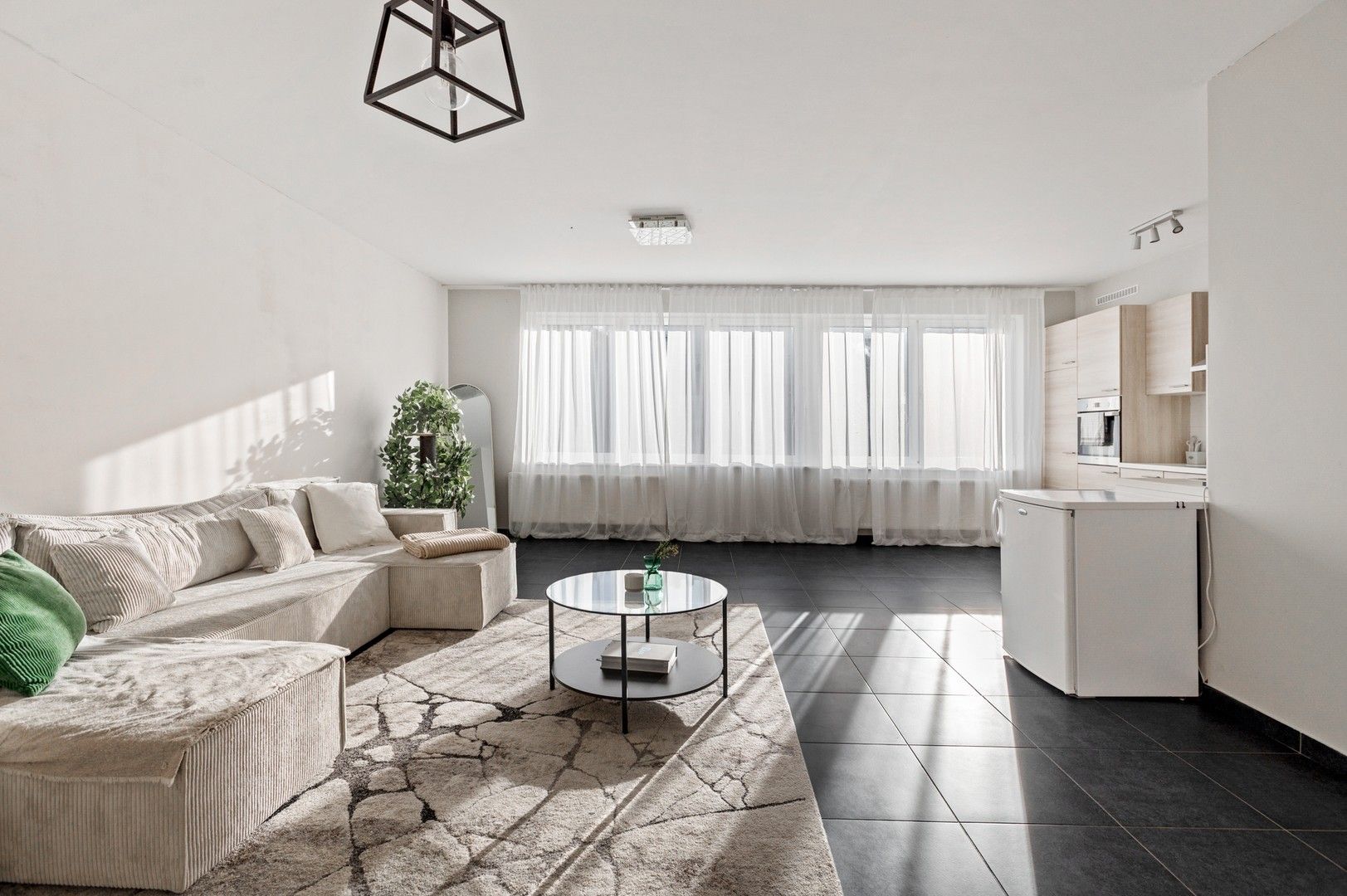 Fris en ruim app met terras vlakbij centrum Brasschaat foto {{pictureIndex}}