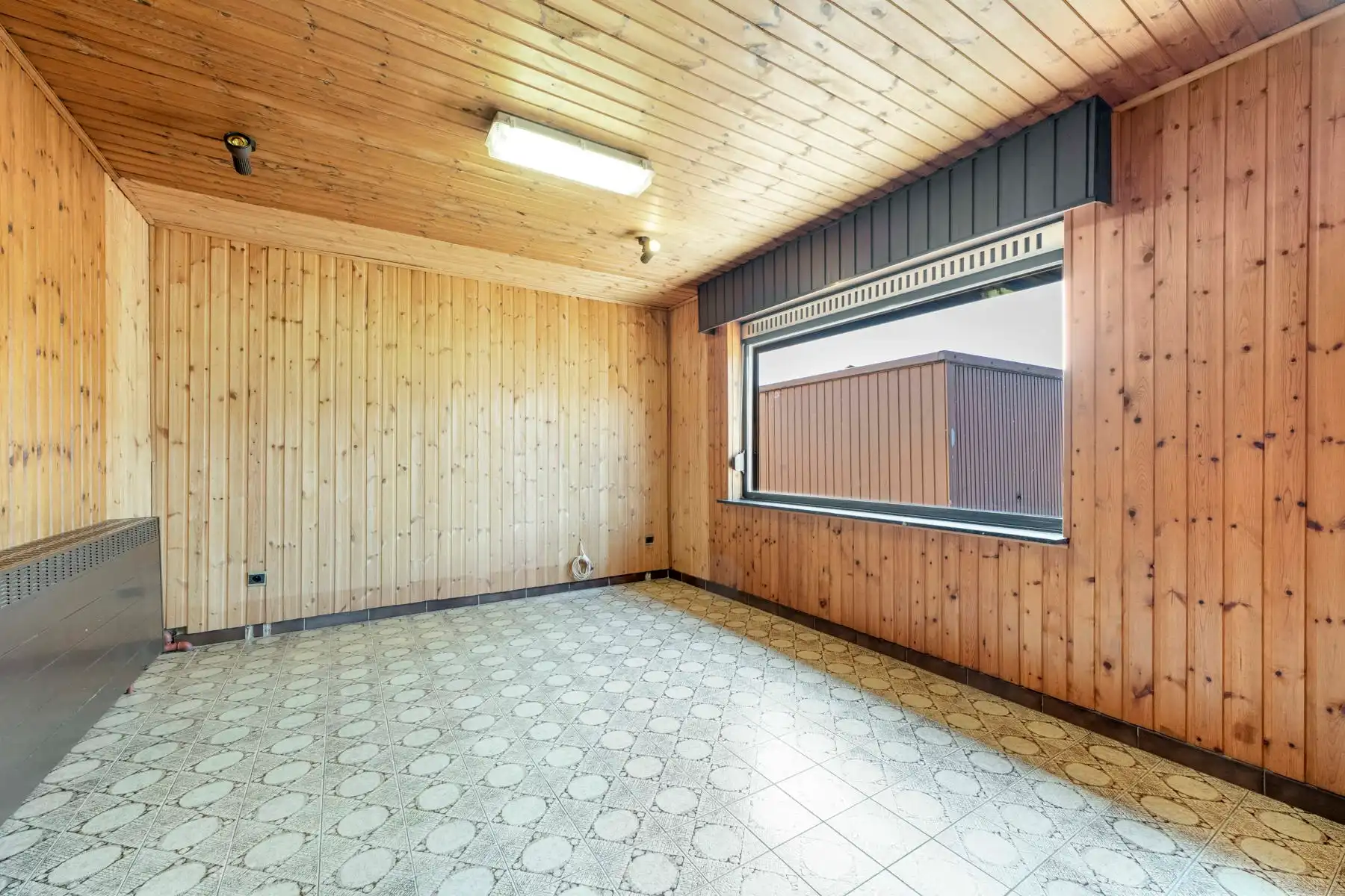 Ruime woning met 4 slaapkamers  foto 24