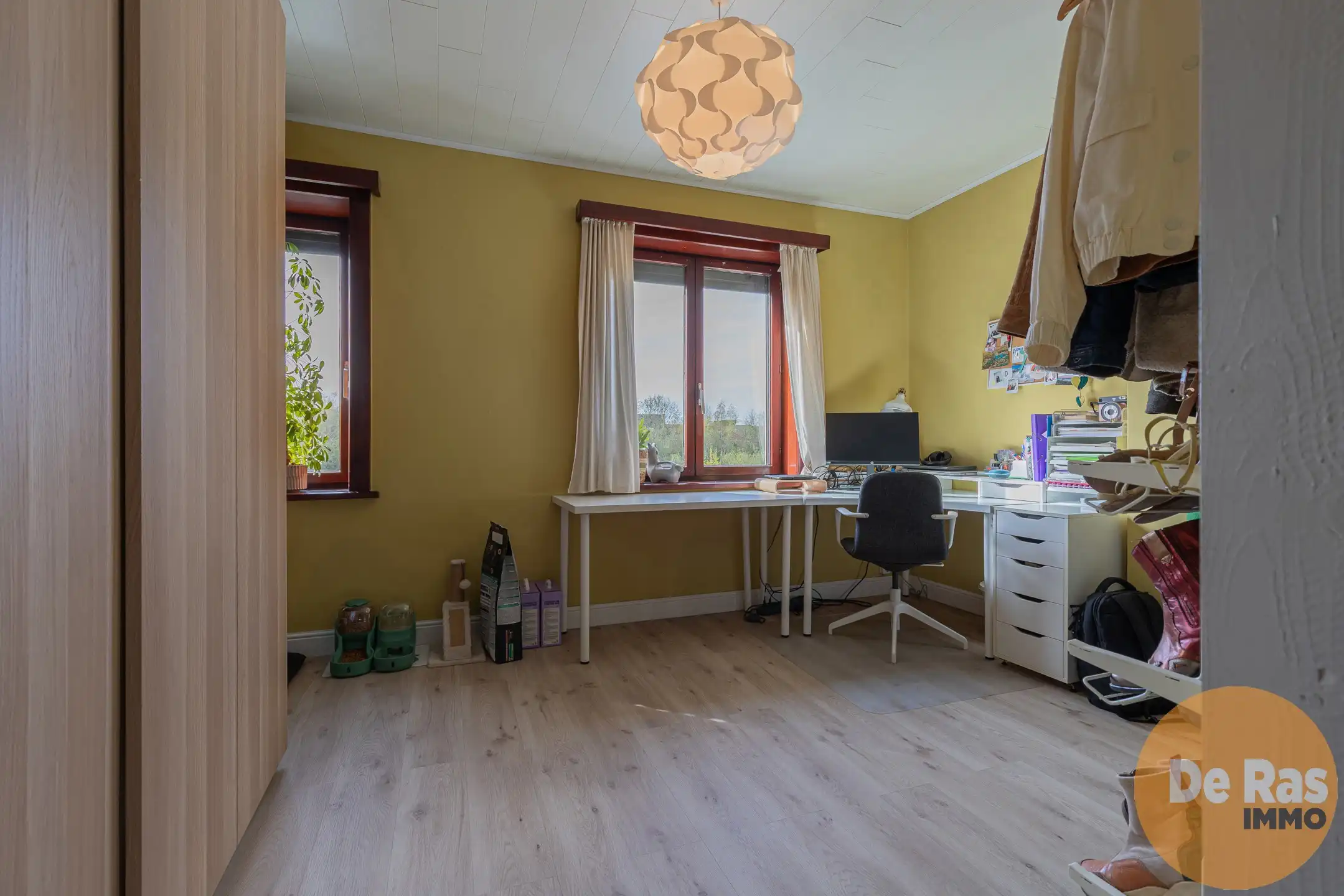 WETTEREN - Instapklare woning met twee slpks en terras foto 13