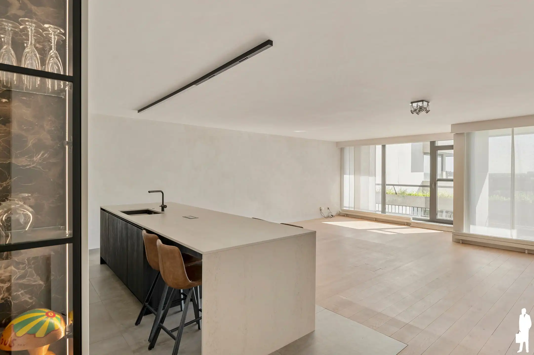 Volledig gerenoveerd en instapklaar appartement van 121 m² + 26 m² terras foto 10