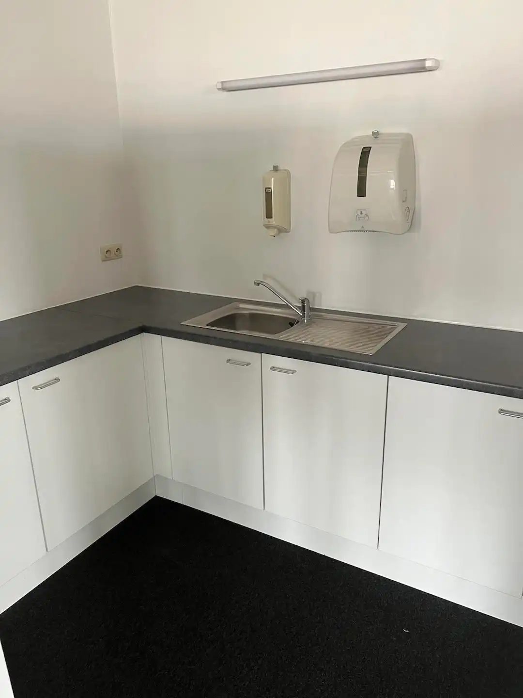 Kantoren te huur foto 6