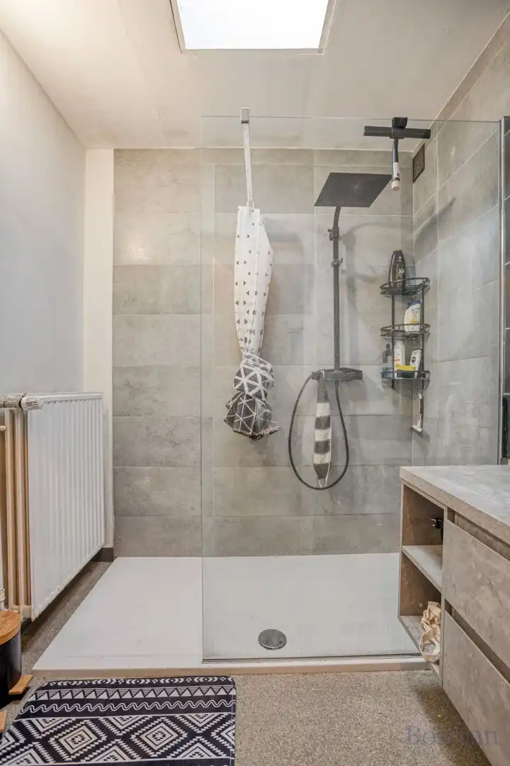 Gerenoveerd appartement te koop in Hulst (Tessenderlo) foto 8