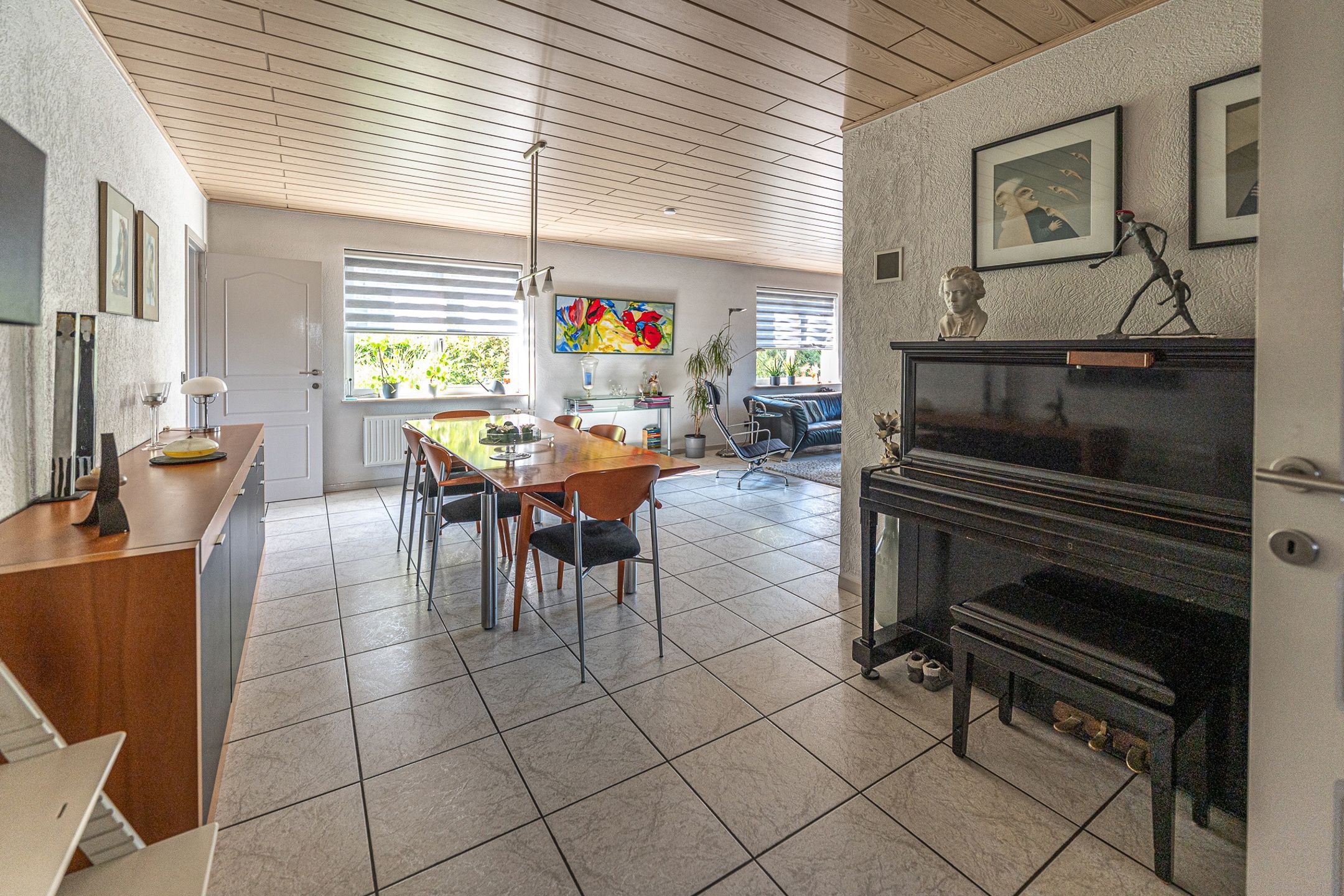 Ruimte, rust en een toplocatie: deze woning heeft het allemaal! foto 8