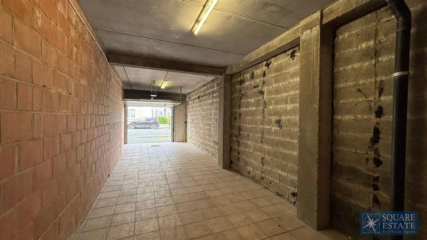 Prachtig appartement met twee slaapkamers, tuin, terras en dubbele garage  foto 14