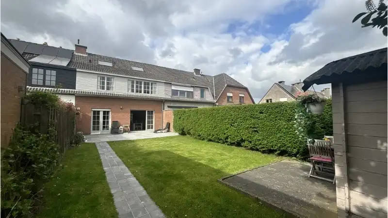 Comfortabele 4-slaapkamerwoning met GARAGE en TUIN te koop in Assebroek Brugge foto 17
