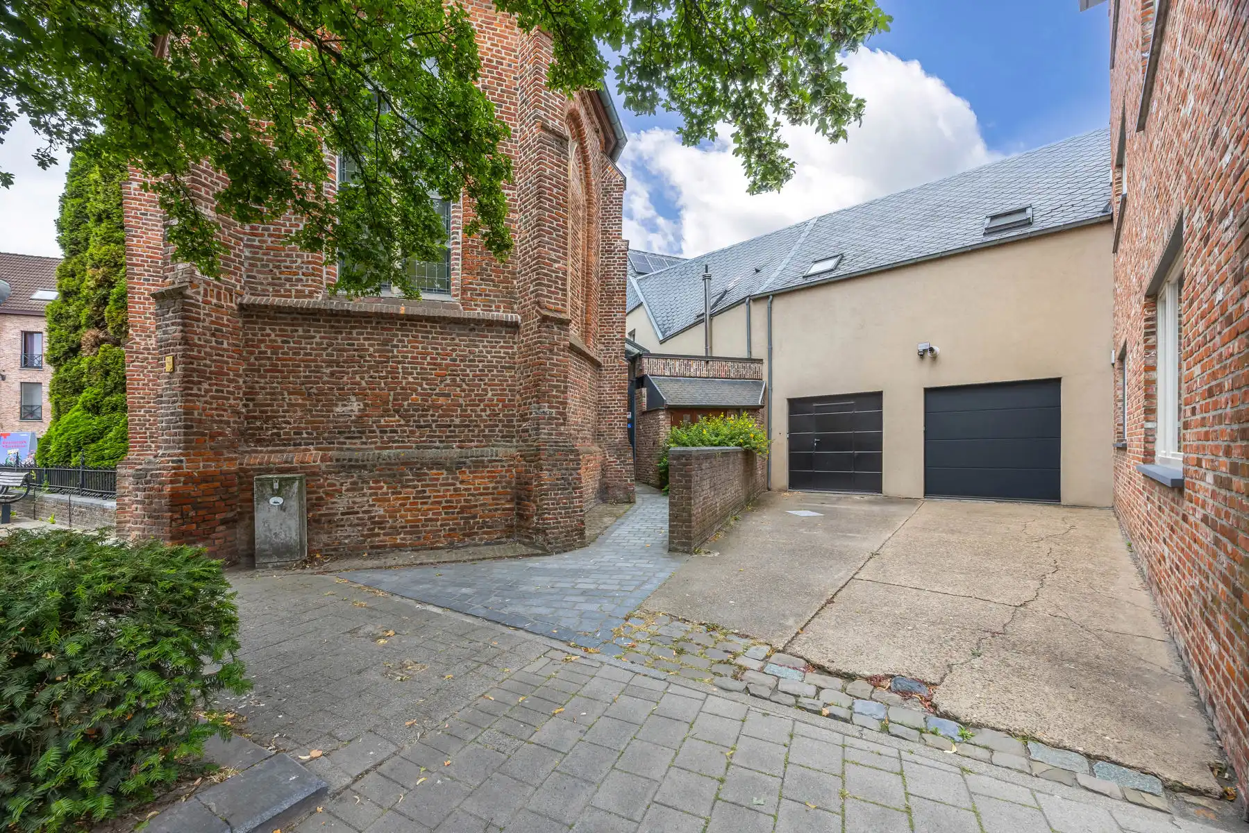 Uniek duplexappartement met terras, garage en ruim magazijn  foto 22