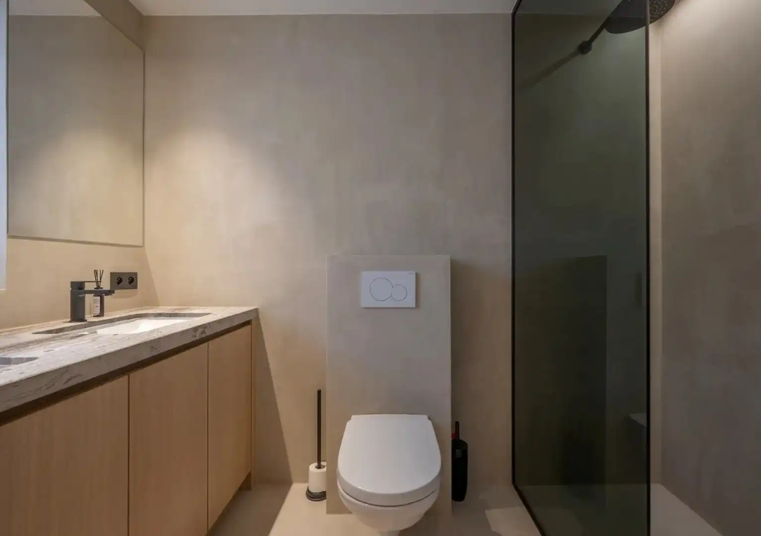 Subliem gerenoveerd appartement vlakbij de Groentemarkt foto 4