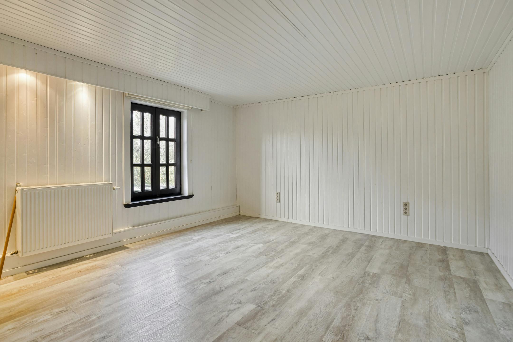 Huis met 2-3 slaapkamers, garage en loods in Assebroek  foto 10