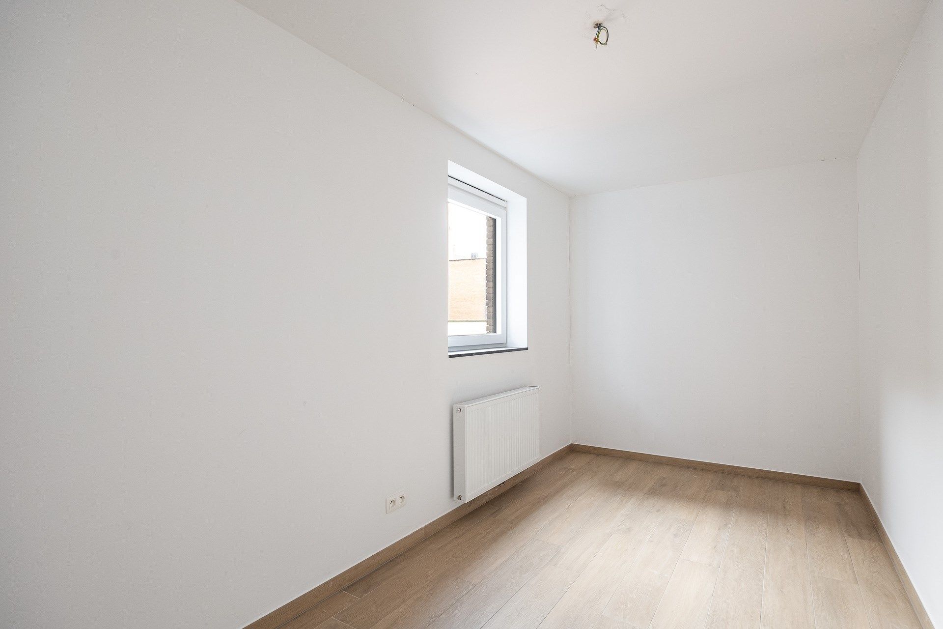 Nieuwbouw BEN appartement op een uitmuntende locatie aan de markt van Beveren-Waas. foto 12