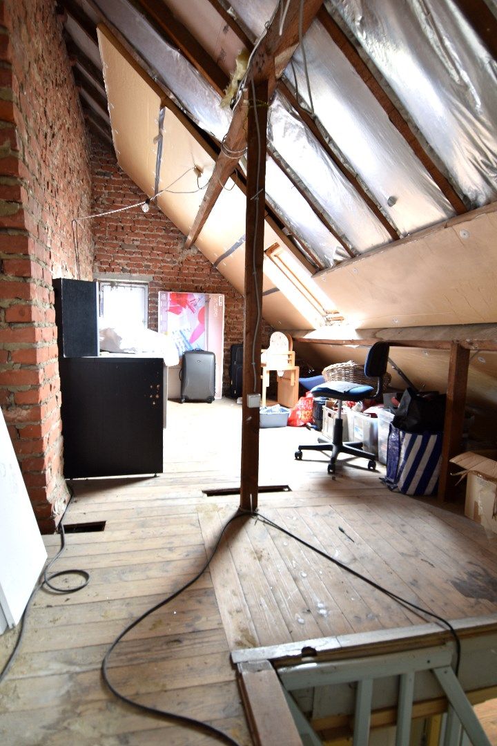Halfopen bebouwing met 3 slaapkamers, tuin en garage te koop in doodlopende straat te Wevelgem foto 13