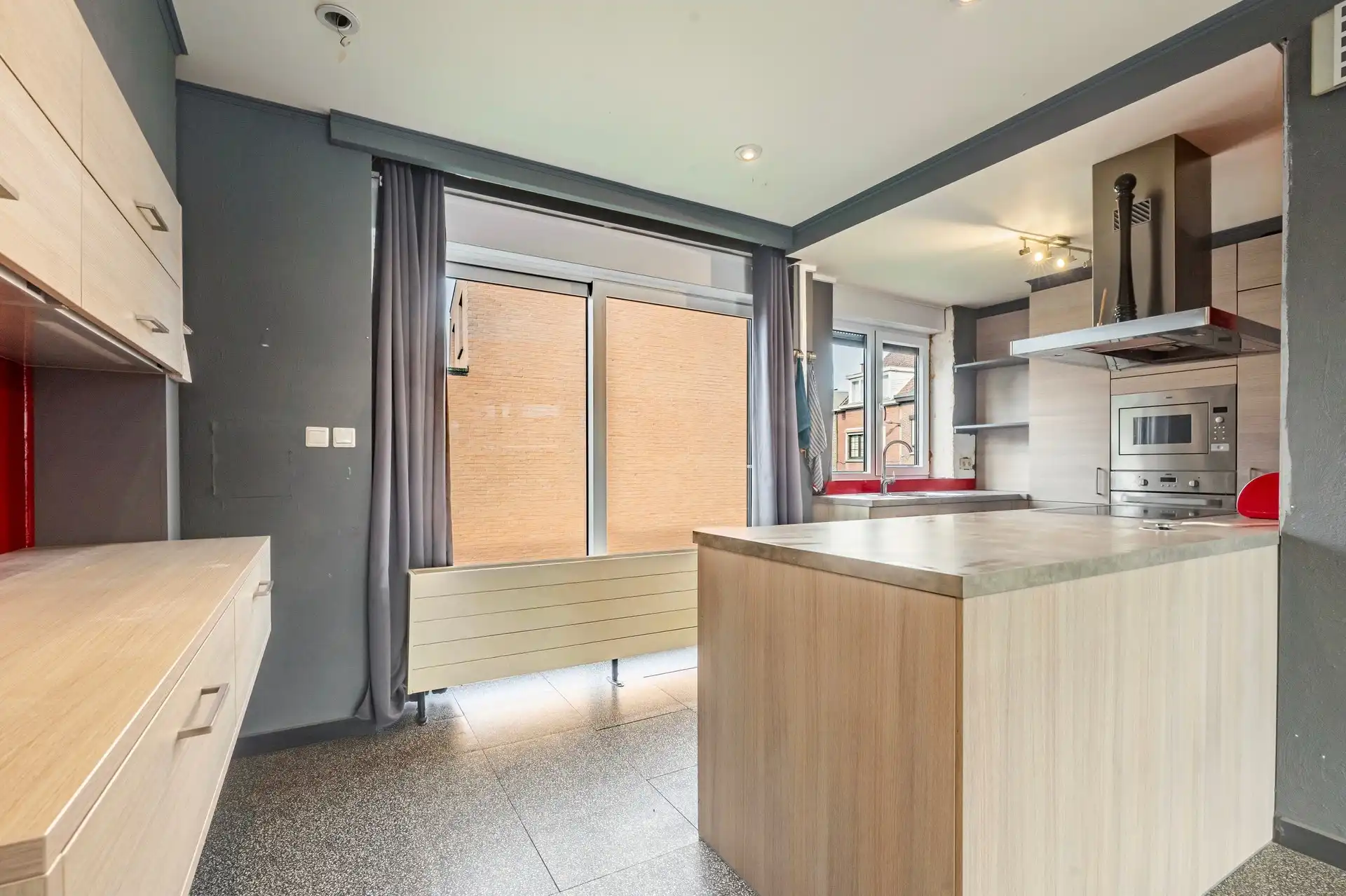 Half open Bel-etage woning met 3 tot 4 slaapkamers vlakbij het centrum  foto 13