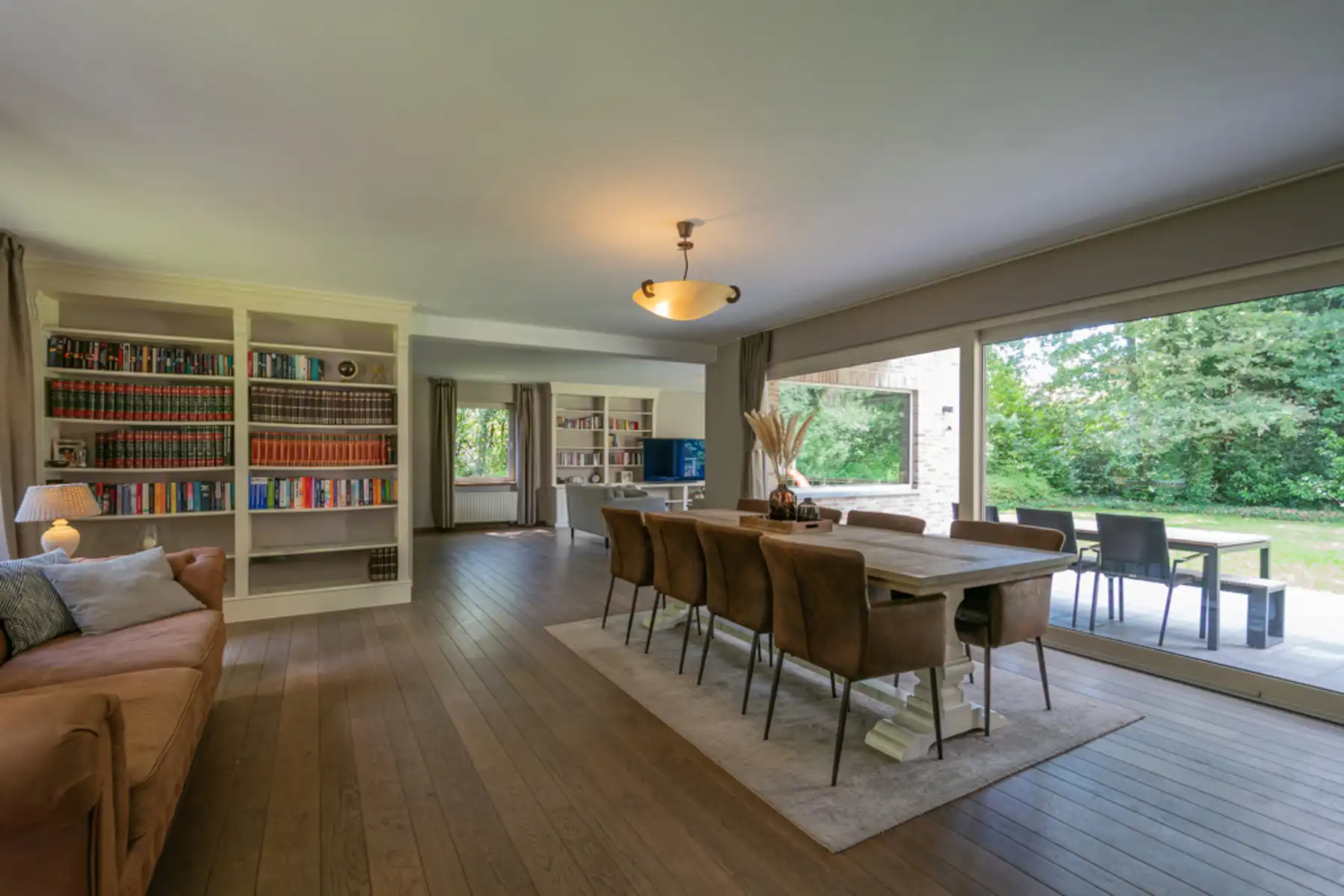 STIJLVOLLE VILLA MET TAL VAN MOGELIJHEDEN foto 7