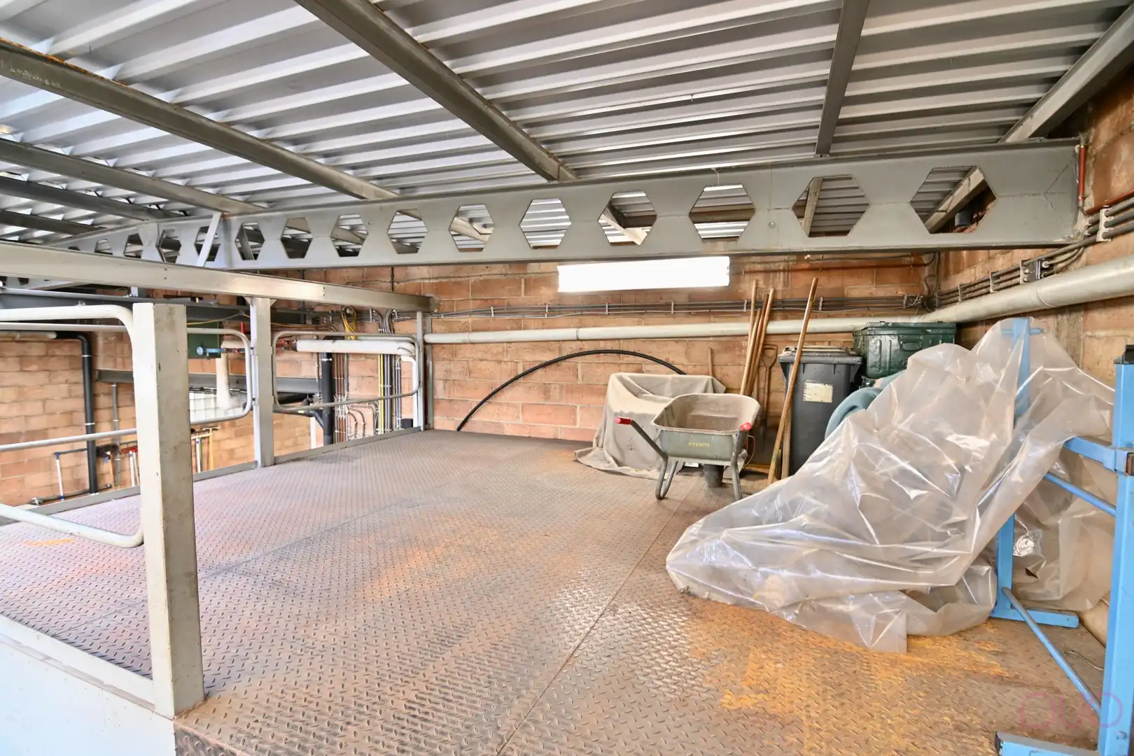 Kwalitatieve woning met multifunctionele loods in het centrum van Heers – ideaal voor zelfstandigen foto 33