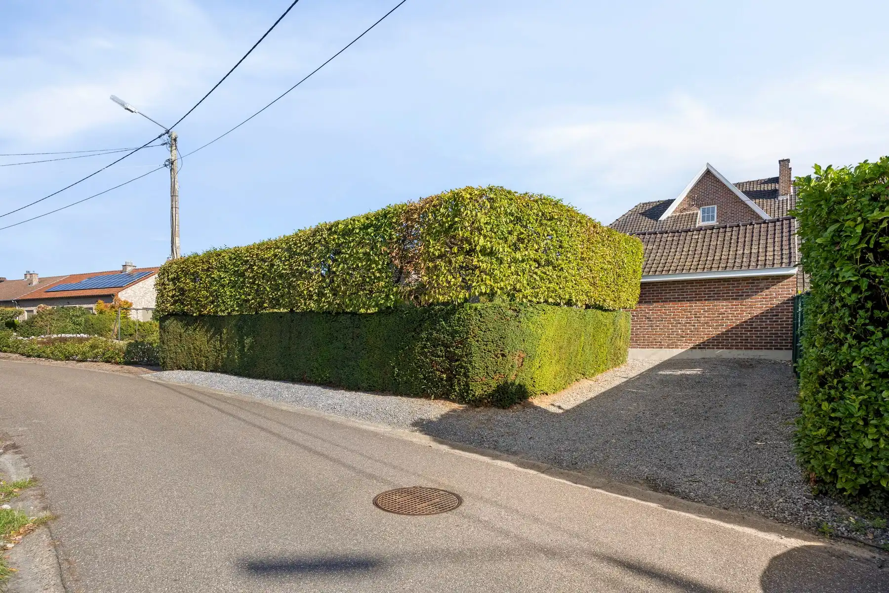 Ruime energiezuinige gezinswoning met prachtige tuin aan de stadsrand foto 28