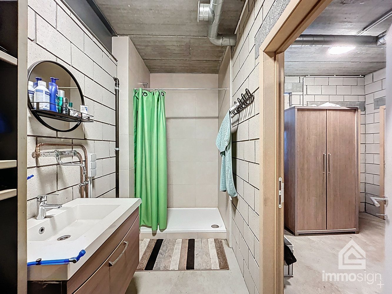 Veelzijdige halfopen bedrijfshal met kantoor en buitenruimte in Pelt! foto 9