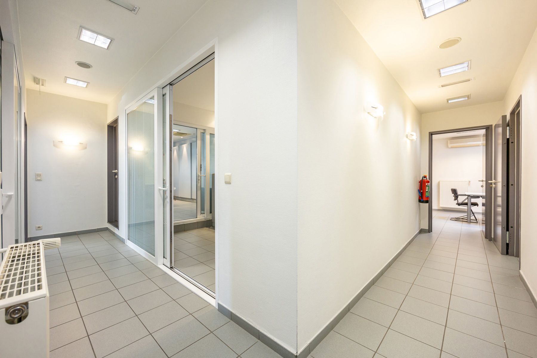 Veelzijdig kantoorgebouw op toplocatie foto 18