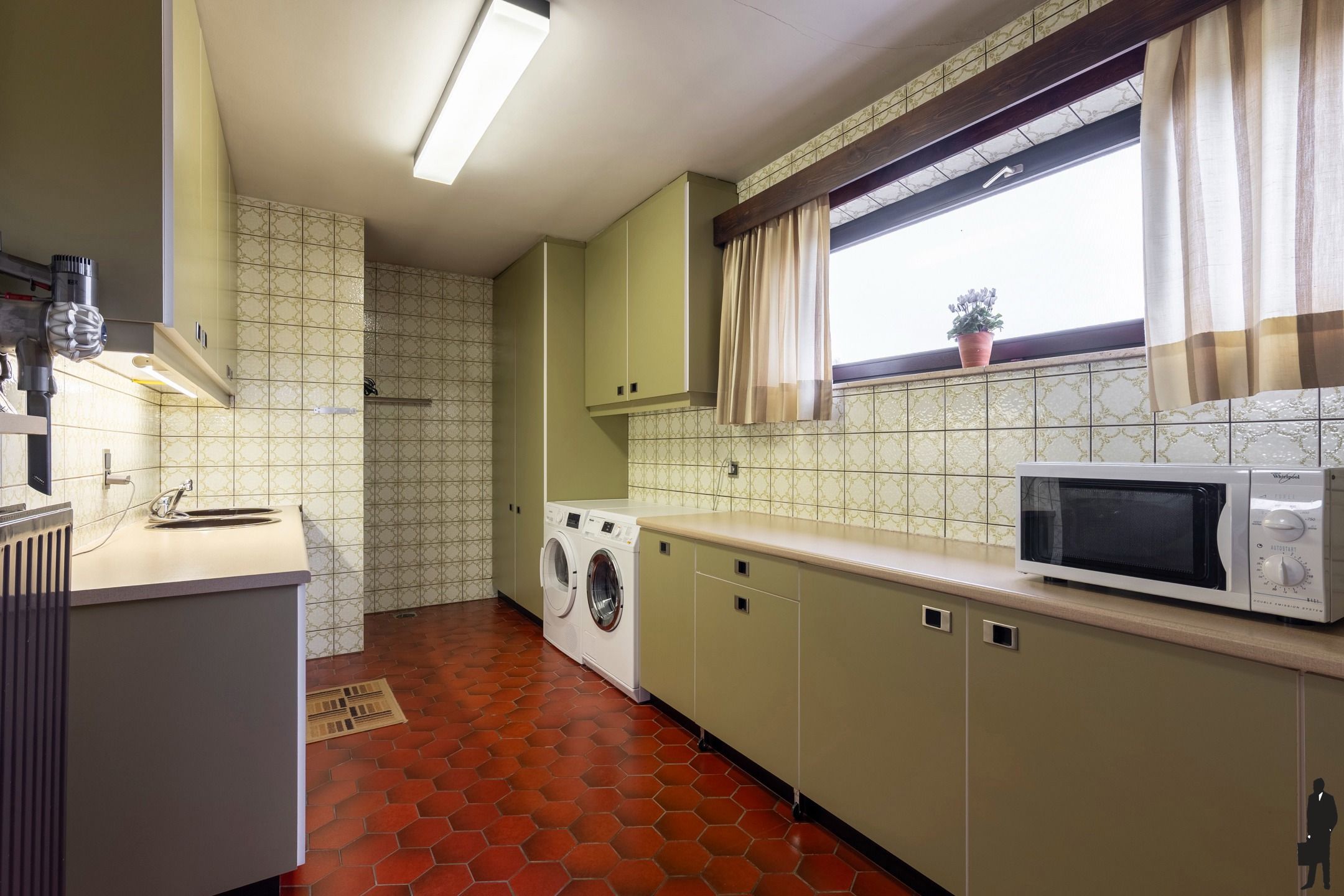 Uniek gelegen woning met 3 à 4 slpk op 783m² nabij weilanden foto 7