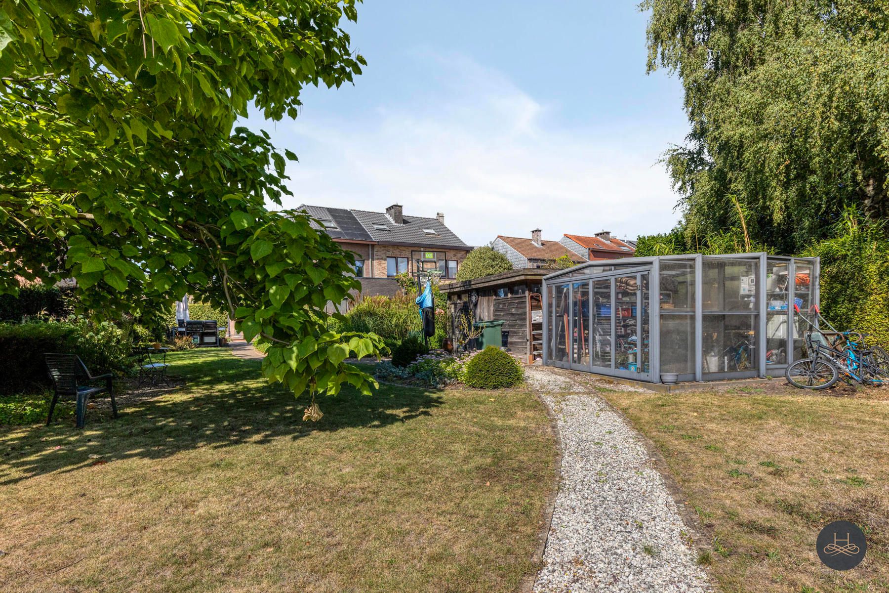 Energiezuinige en zeer ruime woning met fantastische tuin foto 28