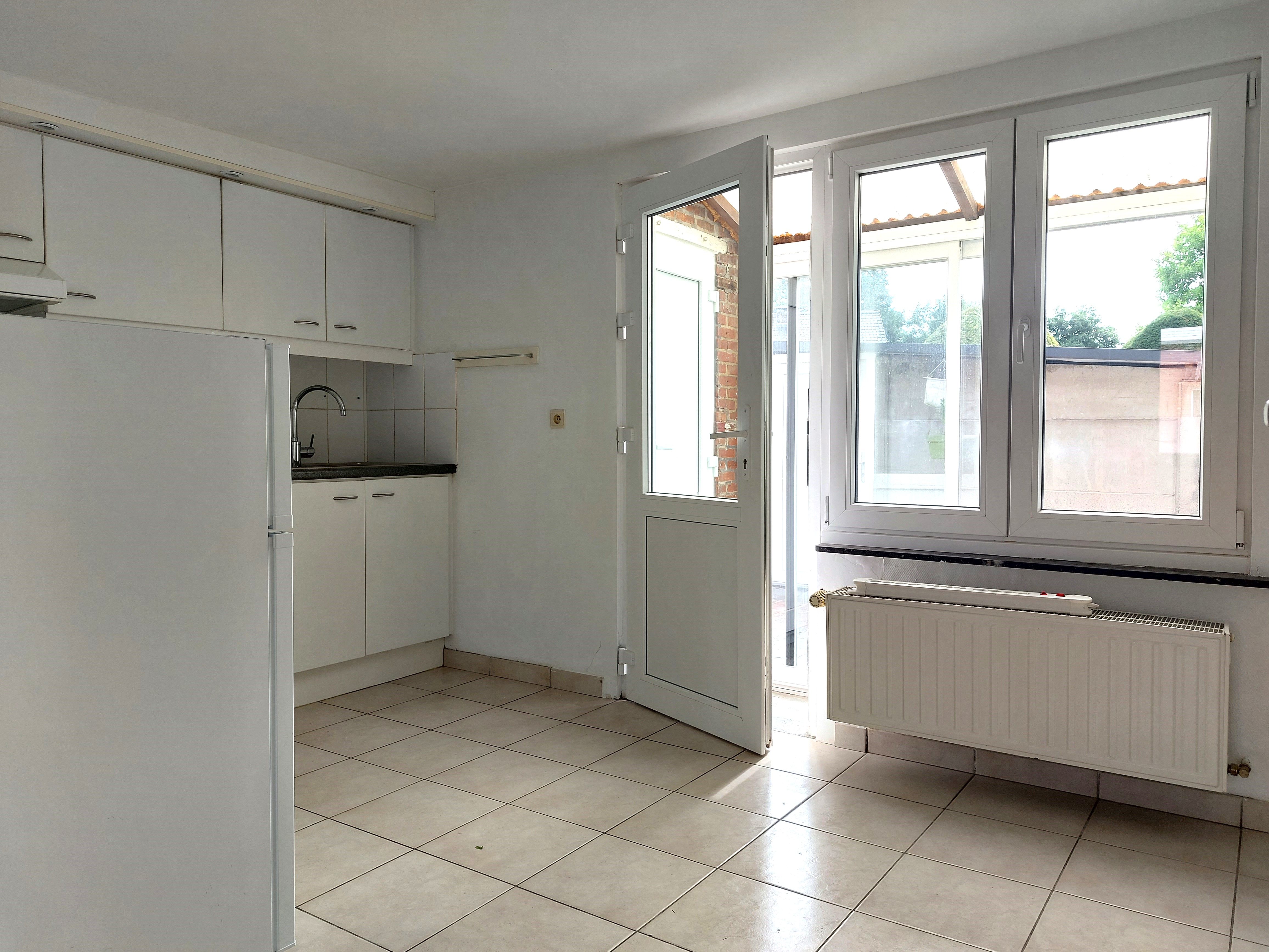 RUIME WONING / 2 SLAAPKAMERS + DOORLOOPKAMER / GARAGE / TUINTERRAS / STADSRAND foto 10