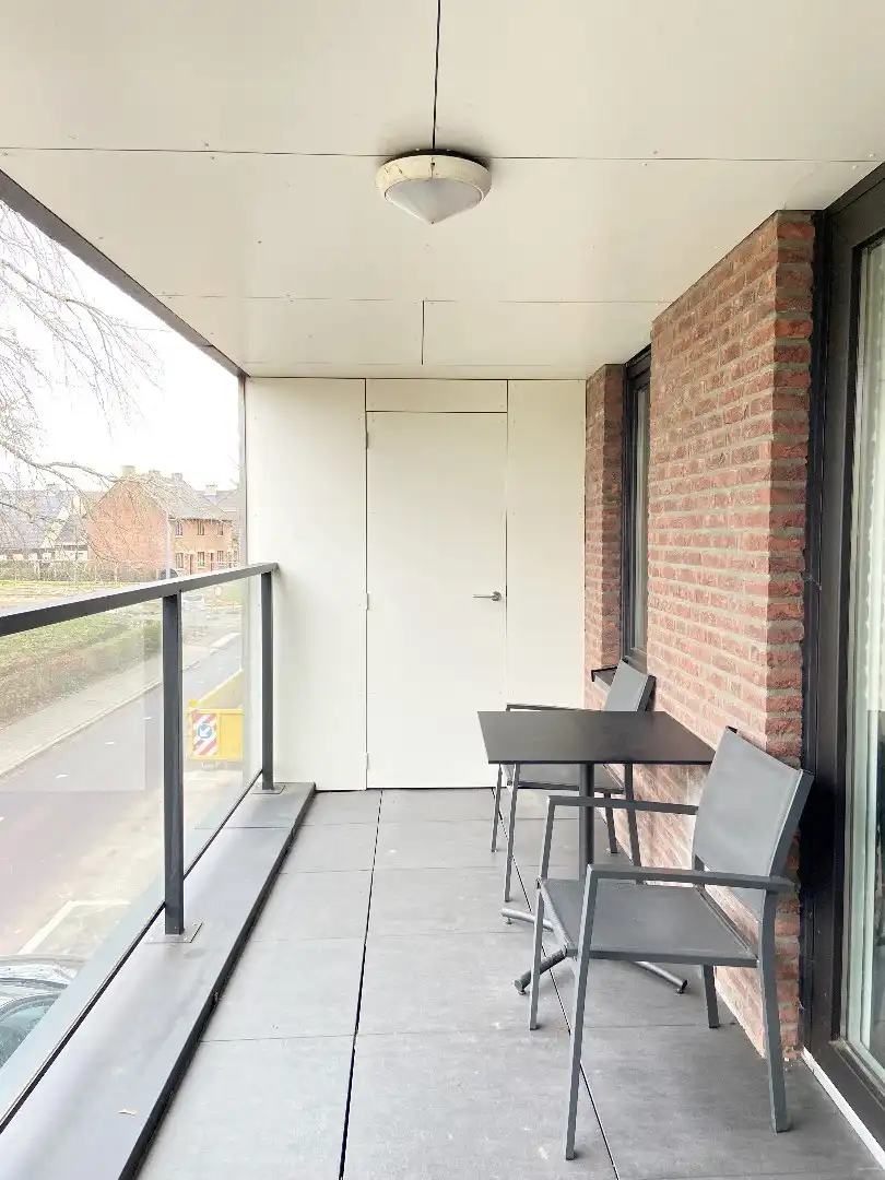 GEZELLIG APPARTEMENT IN HARTJE ROESELARE VOORZIEN VAN ALLE COMFORT! foto 6