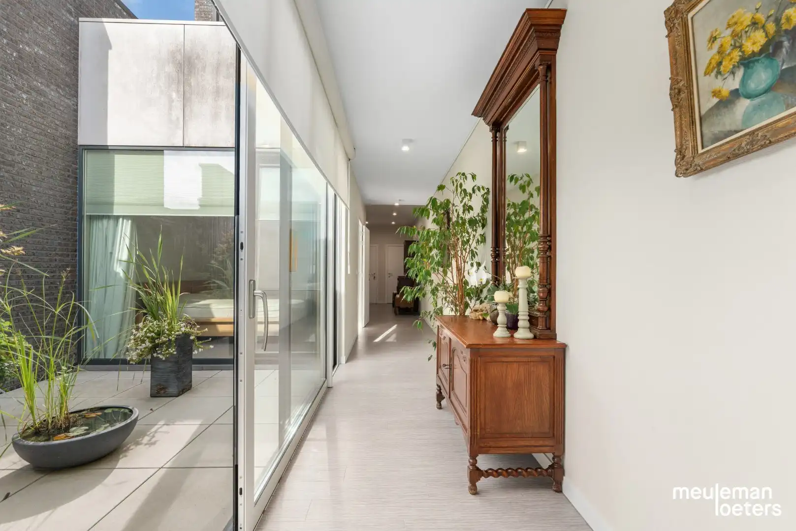 recent gelijkvloers appartement met royale oppervlakte foto {{pictureIndex}}