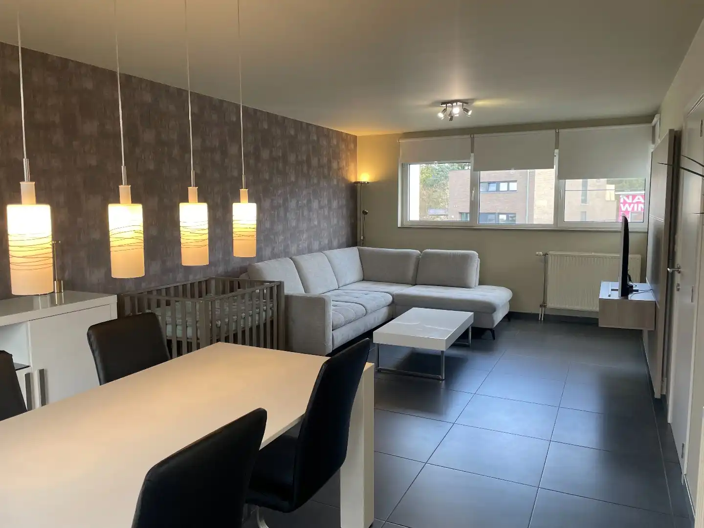 Verzorgde bel-etagewoning met 3 slpk, terras, patio  en garage nabij het centrum van As. foto 10