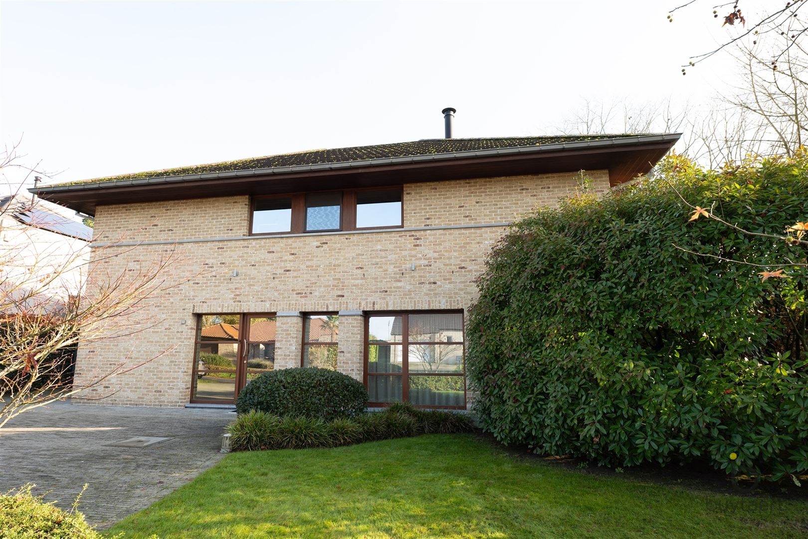 RUIMTE, RUST EN ONTSPANNING: MODERNE VILLA MET ZWEMBAD, SAUNA EN JACUZZI foto 44