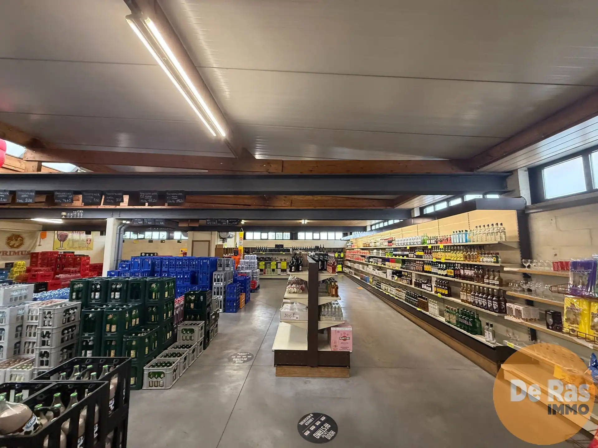 LEDE - Magazijn met commerciële ruimte foto 16