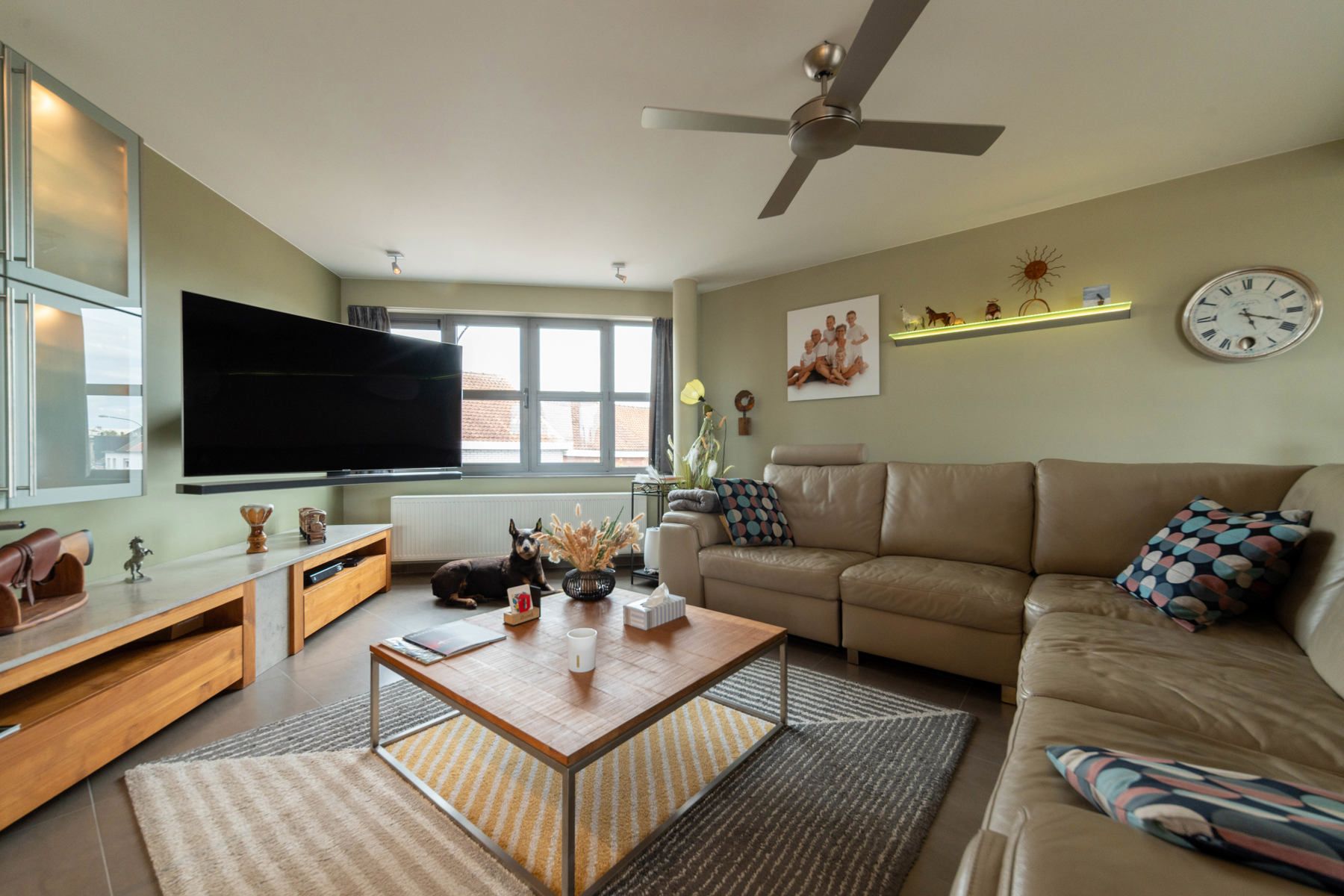 Ruim en luxueus duplexappartement met groot zuid-gericht terras. foto 5