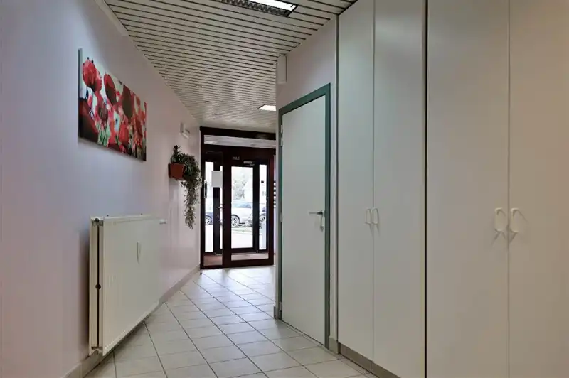 Parkresidentie bestaande uit 30 assistentieflats, 17 garageboxen en extra gebouwen aan de Kerkstraat 50 foto 4