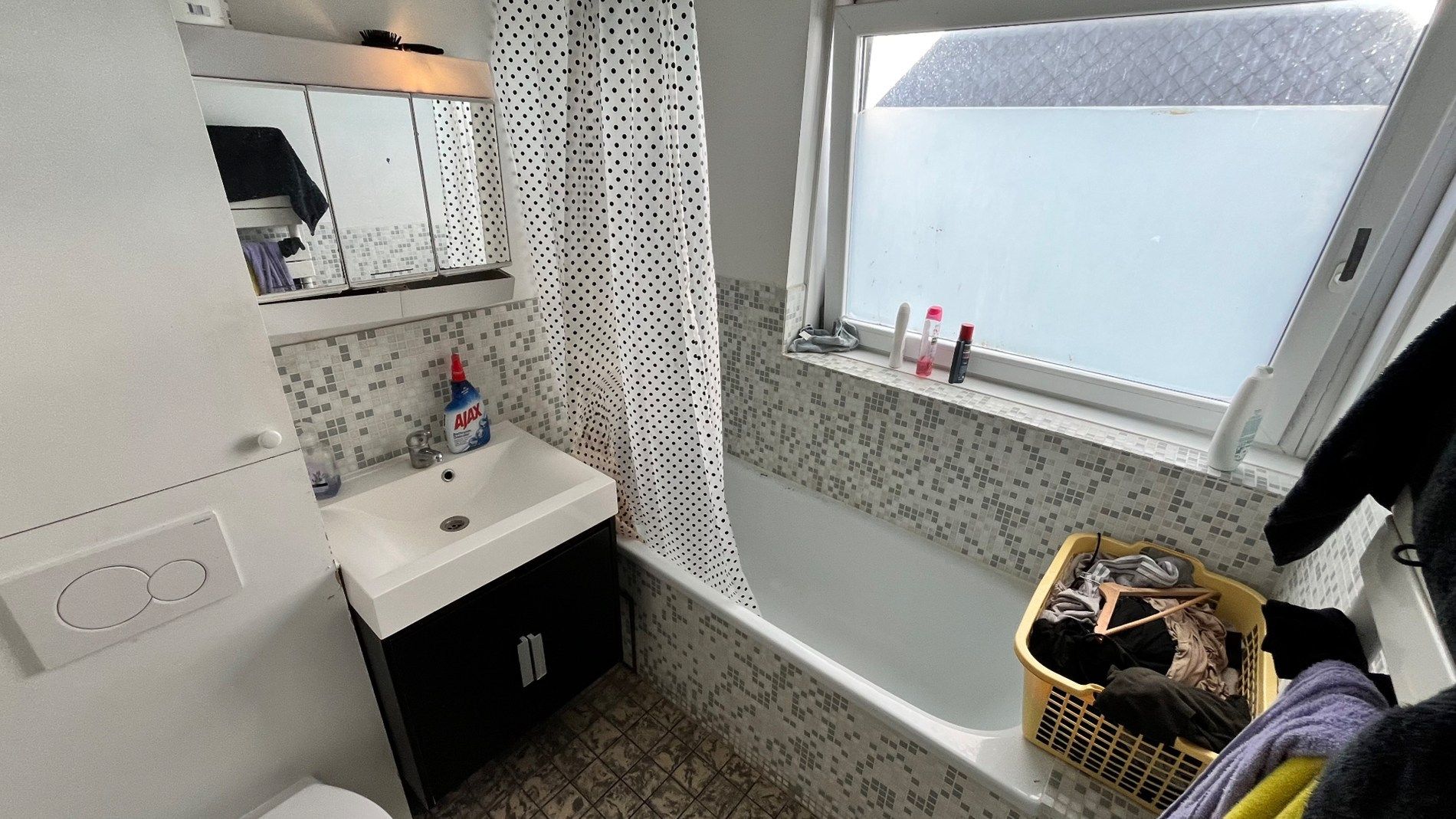 Verhuurde studio (31m²)met open zicht op het station foto 10