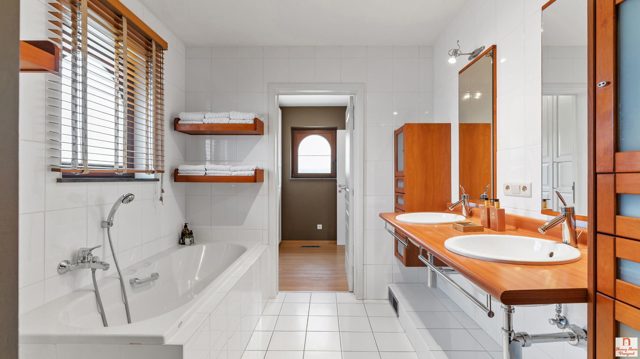 Stijlvol landhuis met tijdloze luxe en doordachte indeling foto 23