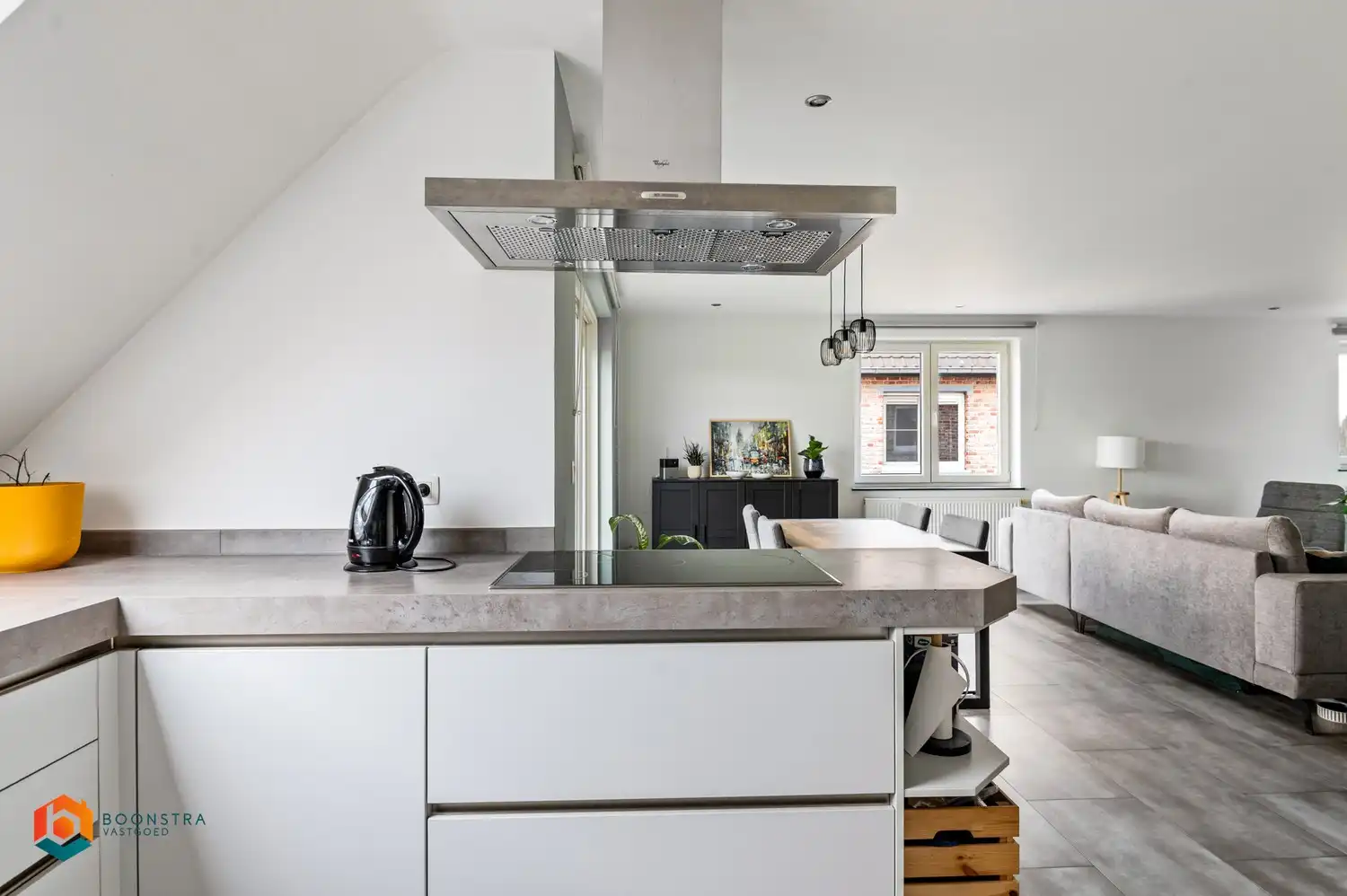 Lichtrijk duplexappartement met 2 slpkrs te Putte foto 9