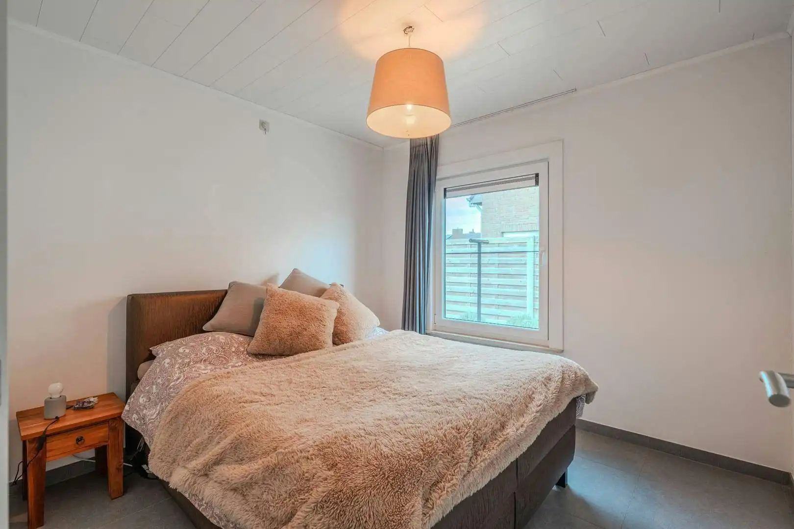 Lichtrijke bungalow met 3 slaapkamers en zonnige tuin! foto 14