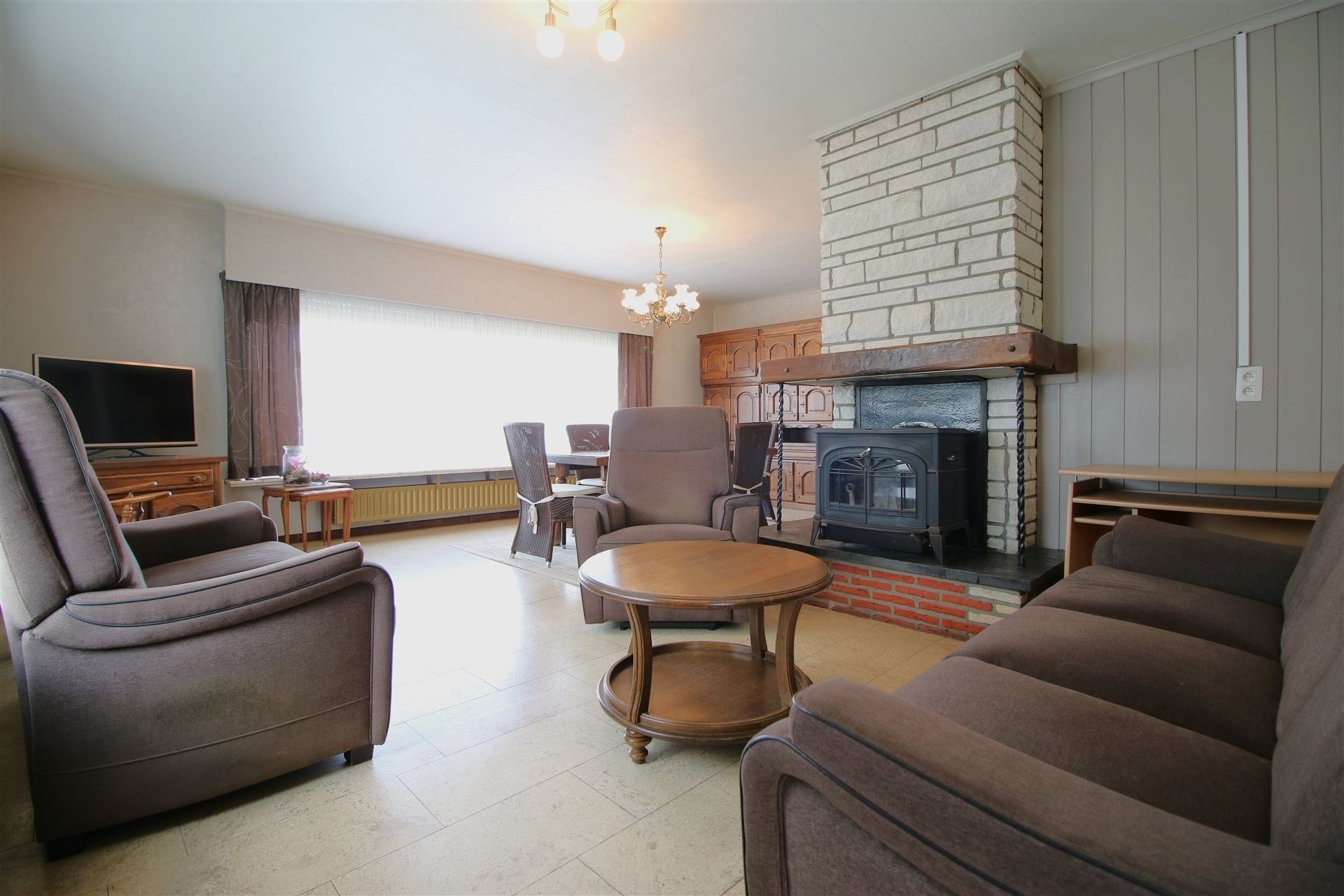Op te frissen bungalow met 3 slaapkamers foto 4