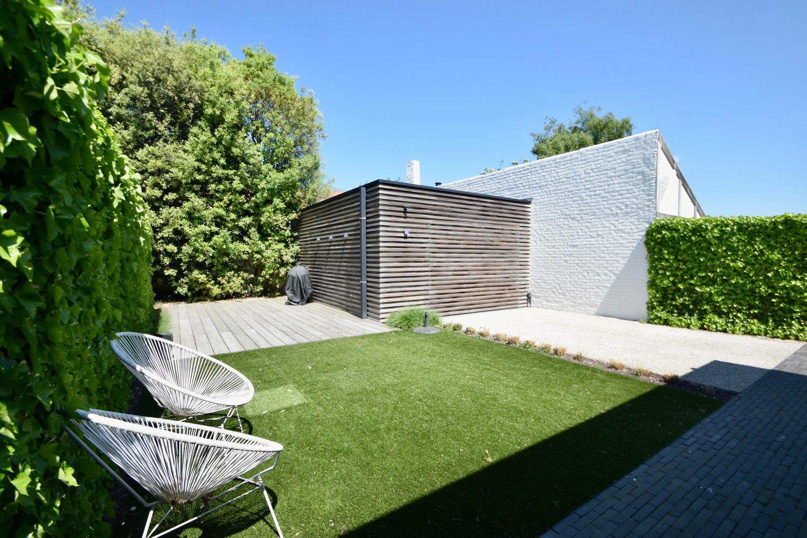 Hedendaagse, recente koppelwoonst centraal gelegen te oud-Knokke. foto 5