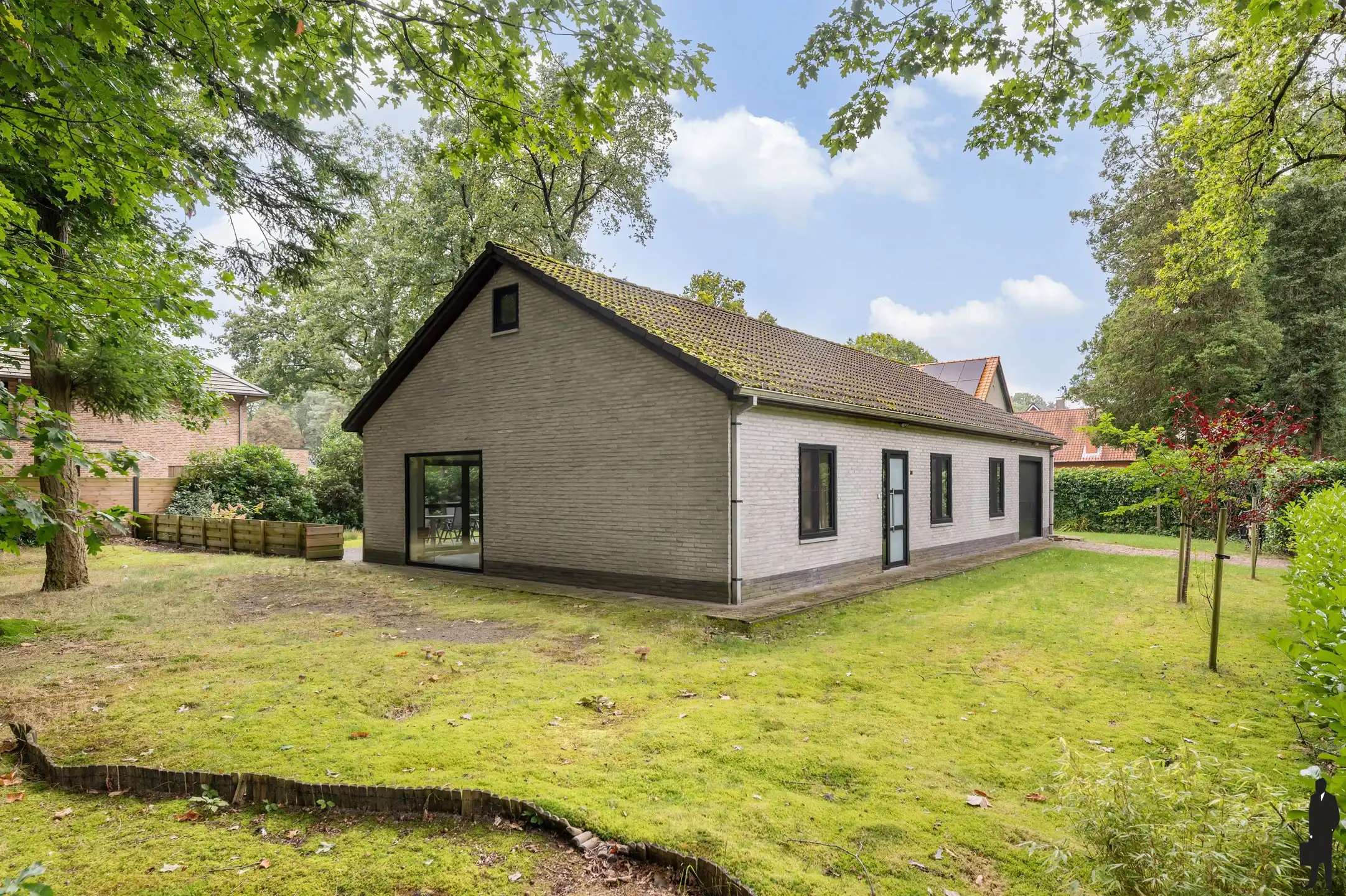 Instapklare villa met 3 ruime slaapkamers in een rustige, groene buurt, vlakbij het centrum van Heide te huren voor 1 jaar! foto 12