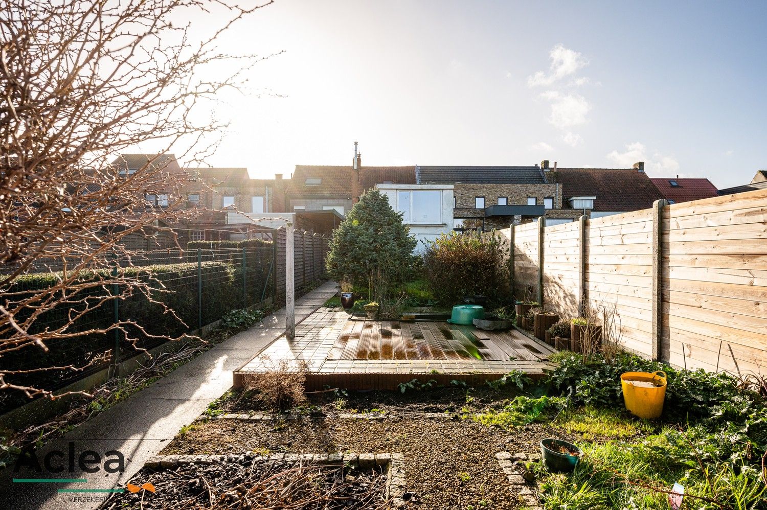 Te renoveren woning met 3 slpks, diepe tuin en garage achteraan met uitweg foto 33