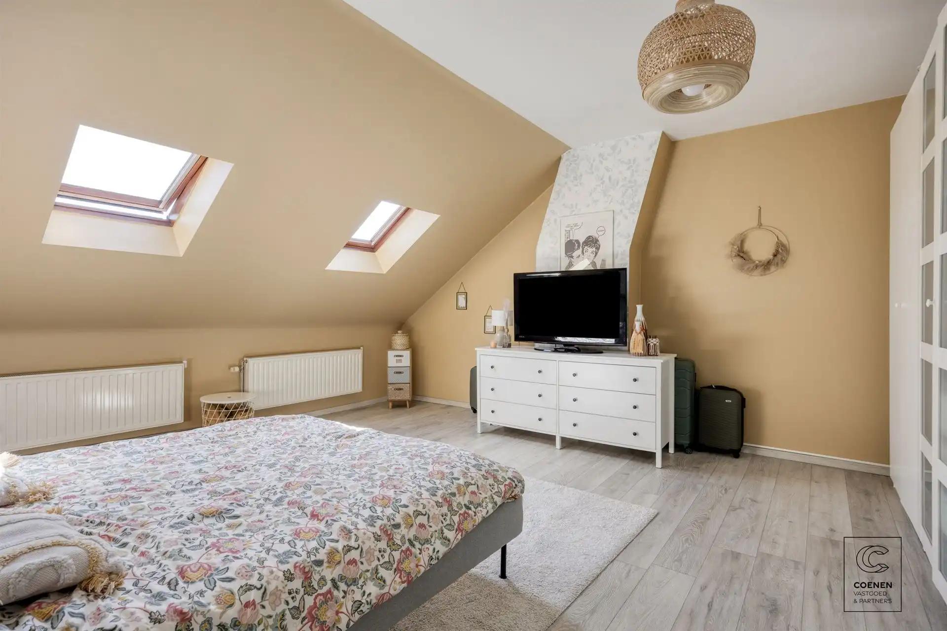 Unieke handelswoning op TOPlocatie in Antwerpen-Zuid! foto 13