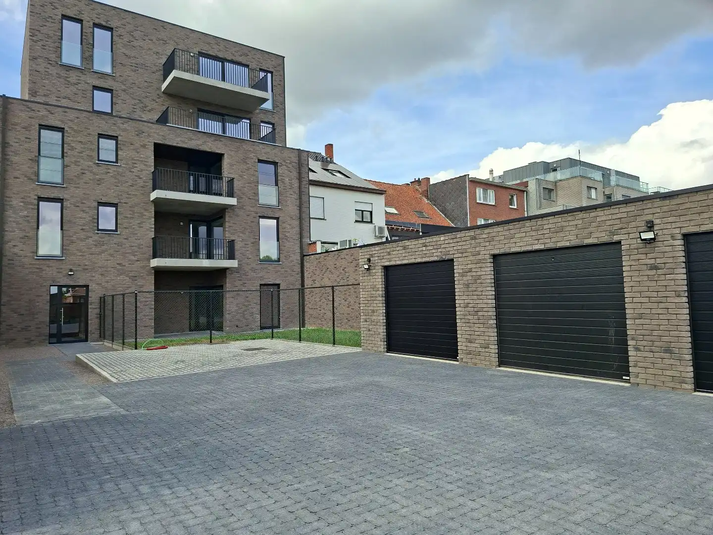 Prachtig nieuwbouwappartement met 2 slaapkamers en groot terras! foto 13