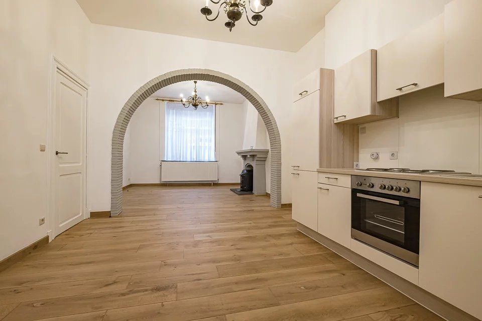 Rijwoning te koop nabij centrum foto 11