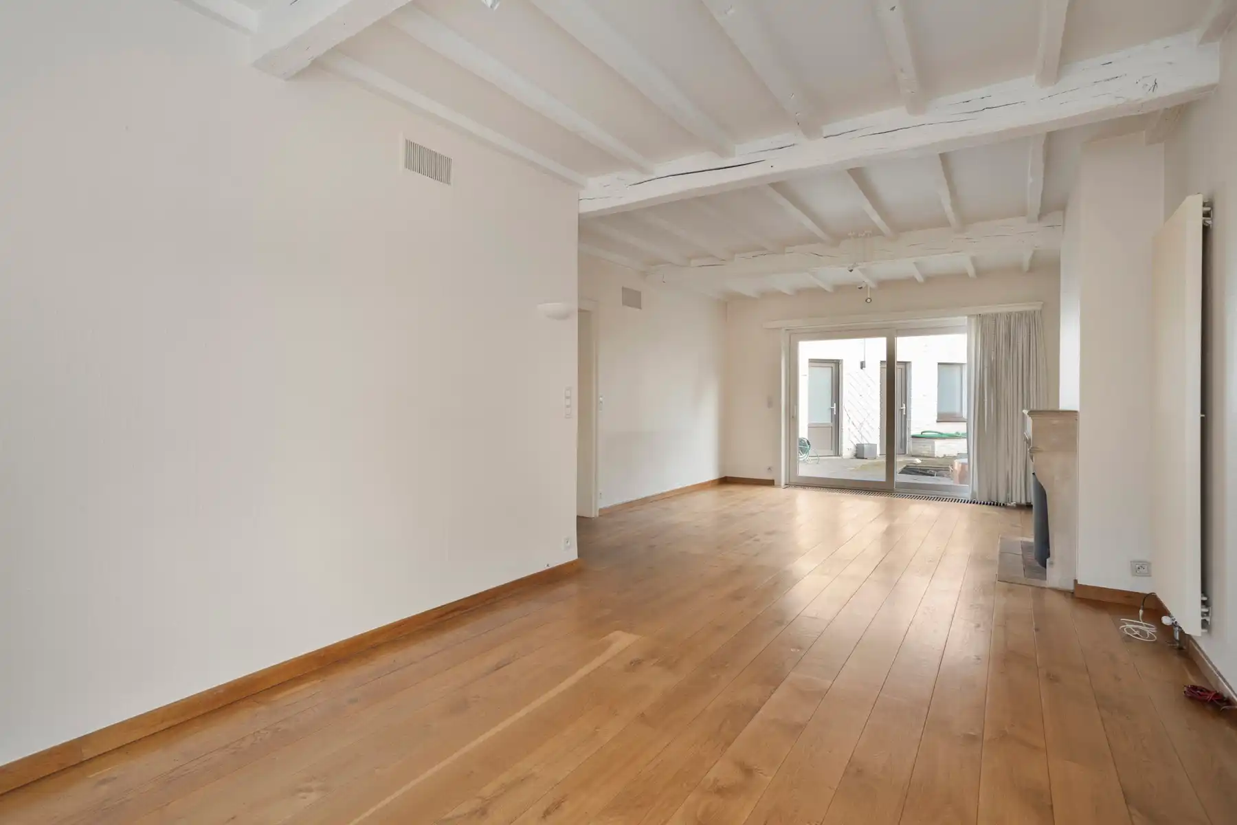 Ruime halfopen bebouwing met 4 slaapkamers! foto 4