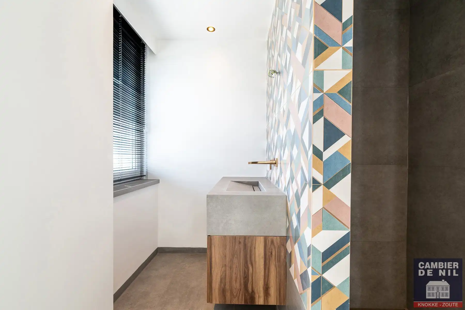 Prachtige ongemeubelde nieuwbouwwoning nabij het centrum van Knokke, gelegen in het rustige Izabellapolder. foto 38