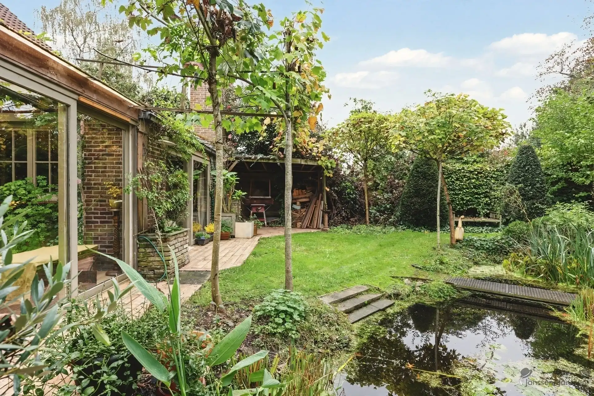 Vrijstaande woning in prachtige groene omgeving op perceel van 955m² foto 23